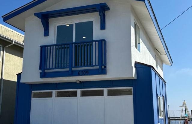 6709 Del Playa photos photos
