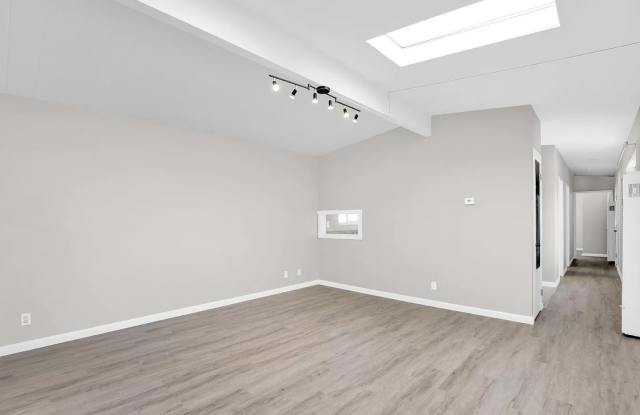 3271 Alma St - 3271 Alma Street, Palo Alto, CA 94306