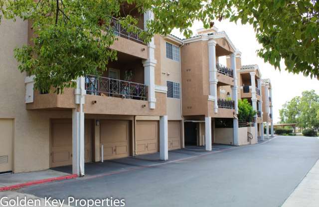 2BR/2BATH Ground level Condo in La Costa Alta. 1 Car Garage! Community pool! Water/trash Included! photos photos