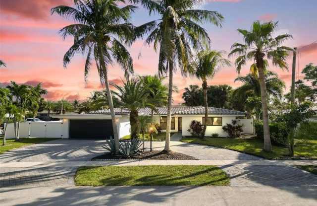 310 SE 13th Ct photos photos