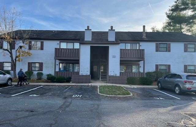 607 LINDSEY CT - 607 Lindsey Court, Burlington County, NJ 08053