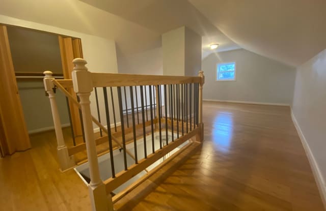 11 Scott St - 11 Scott Street, West Haven, CT 06516