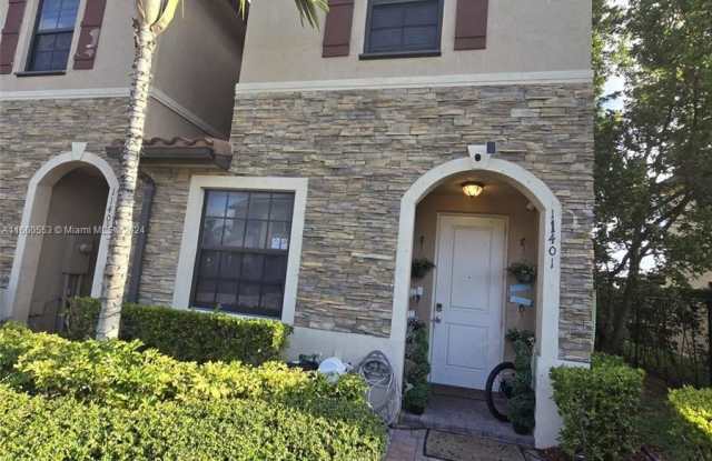 11401 SW 248th Ter - 11401 Southwest 248th Terrace, Princeton, FL 33032