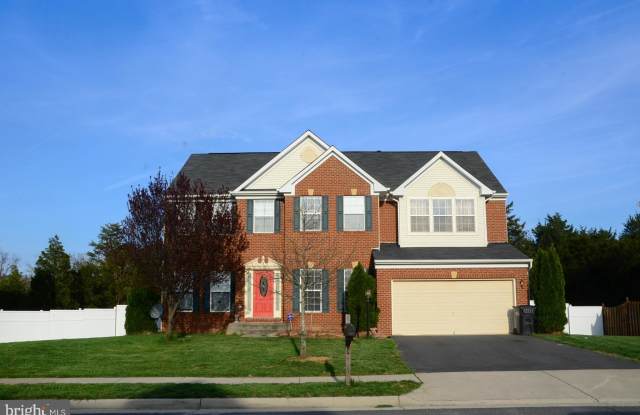 8497 LANIER OVERLOOK COURT - 8497 Lanier Overlook Court, Linton Hall, VA 20136