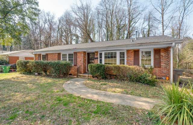 Cute 3-Bedroom Brick Ranch in Oakhurst! photos photos