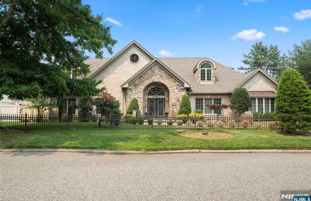 351 White Avenue photos photos