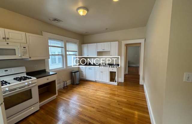 98 West Quincy St. Gallery 3