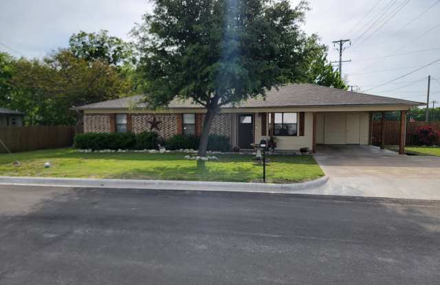 2513 Brewster Street photos photos