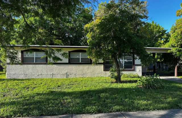 3150 NW 3 St photos photos