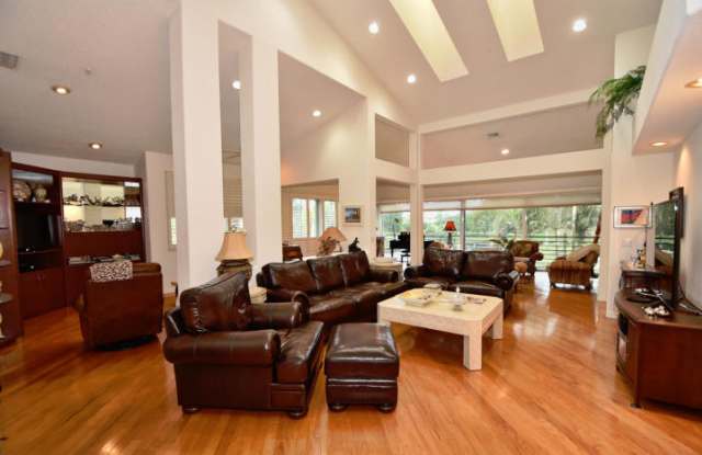 2518 Coco Plum Boulevard Gallery 2