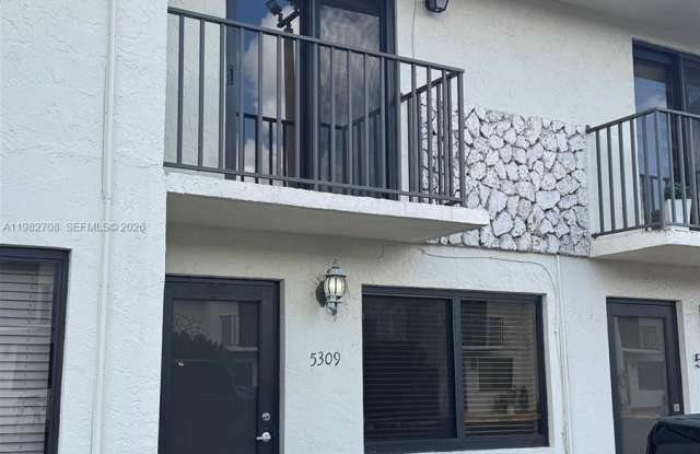 5309 W 22nd Ct photos photos