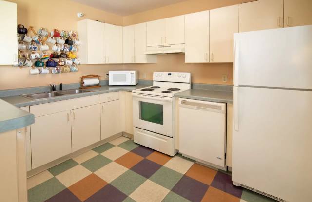 The Woodlands - Senior Housing Gallery 2