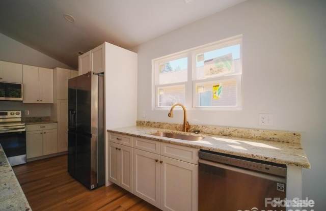 3420 Mable Hubbard Drive Gallery 4