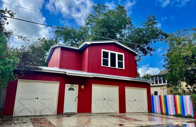 803 1/2 W Hopkins St - 803 West Hopkins Street, San Marcos, TX 78666