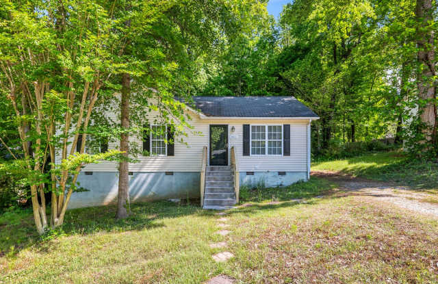 NW Home - Updated Kitchen and Bathrooms, Wood Laminate Flooring, Deck, Must See! photos photos
