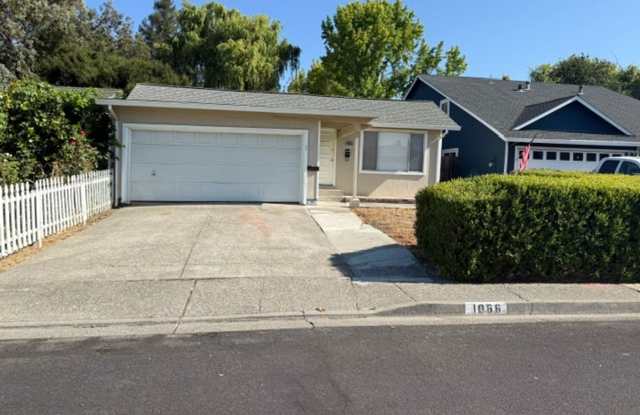 3 bedroom 2 Bath House with 2 car garage in Rohnert Park photos photos 3 bedroom 2 Bath House with 2 car garage in Rohnert Park photos photos