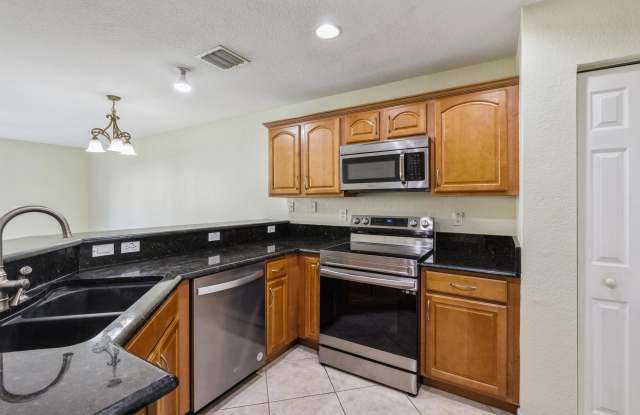 22131 Majestic Woods Way Gallery 2