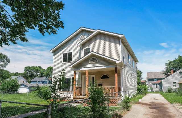 306 23rd Ave N - 306 North 23rd Avenue, Minneapolis, MN 55411