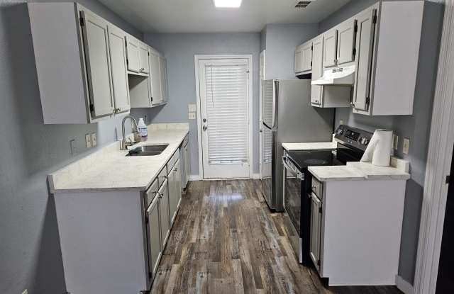 1332 OCALA Road Gallery 2
