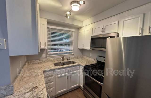 4808 BLUE BIRD CT D Gallery 3