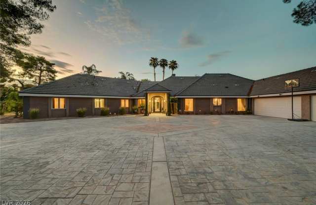 7258 Loma Alta Circle Gallery 3