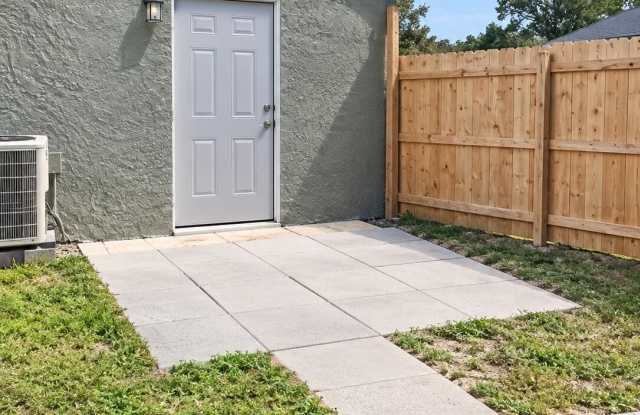 110 W Rubber Tree Drive Gallery 1