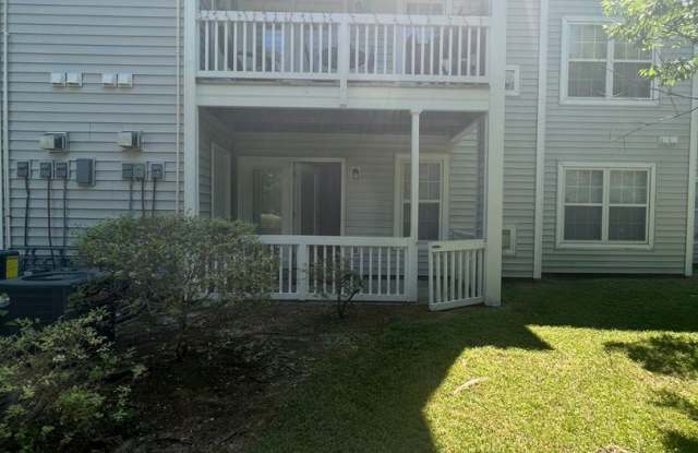 251-2 Waterdown ~ The Crossings Gallery 3