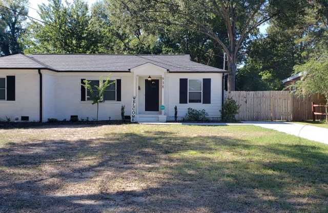 Remodeled 3 bedroom, 2 bath home photos photos