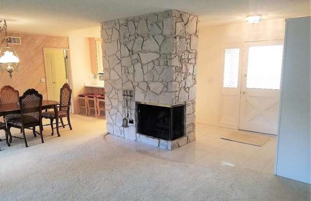 1707 Lark Ellen Drive Gallery 3
