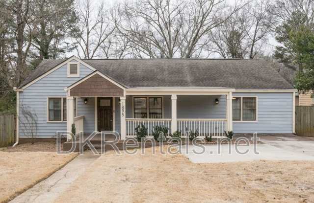 1895 Flat Shoals Road SE photos photos