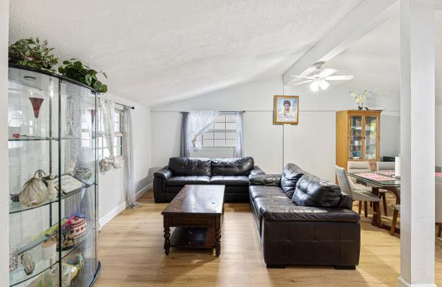 3872 MACKINAC Road Gallery 4