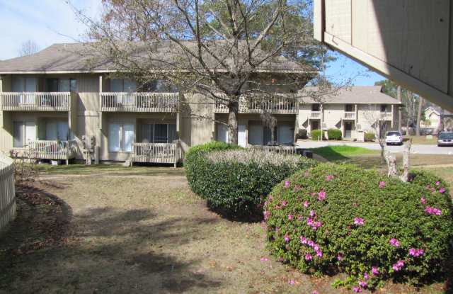 1050 Seacliff Dr N photos photos