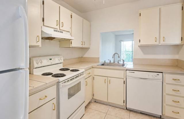 7260 Woodmont Terrace Gallery 3