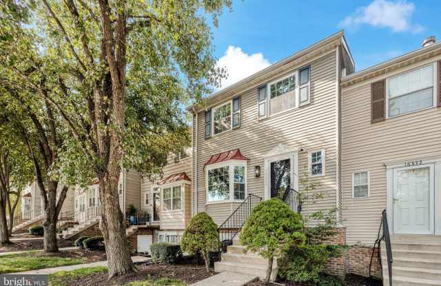 16334 TACONIC Circle Gallery 2