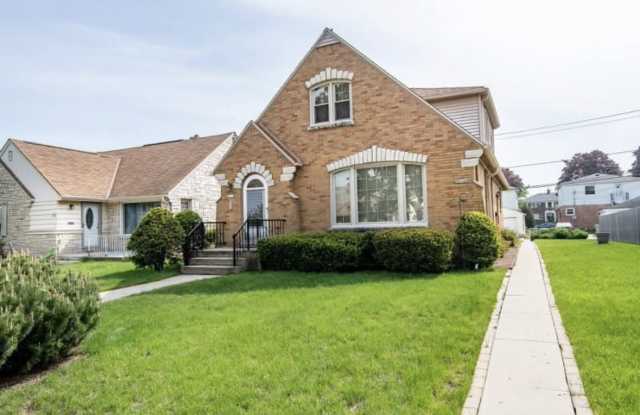 3214 South 36th Street photos photos
