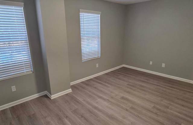 A MUST SEE! Gallery 3
