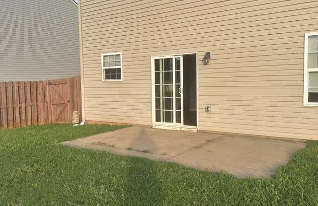 217 Hartleigh Dr Gallery 3
