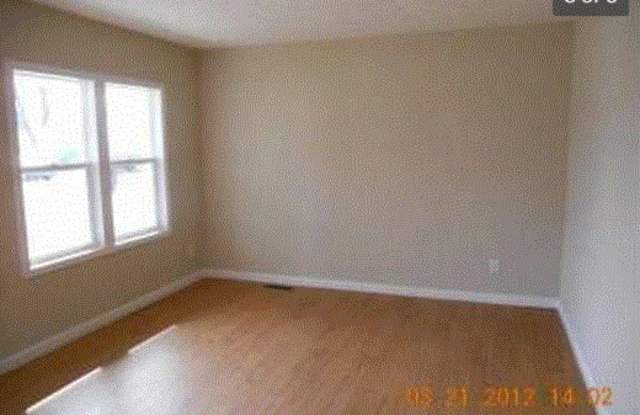 3324 Ridgewood Drive Gallery 4