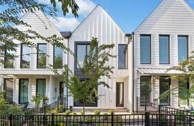 104 Pearl Street photos photos