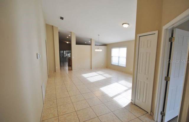 2802 WILSHIRE ROAD Gallery 2