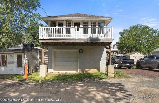 9 Gravelly Point Road photos photos