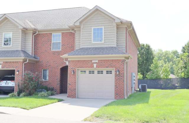 611 Knob Hill Rd photos photos