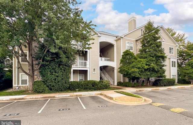 1704 LAKE SHORE CREST DR #25 photos photos