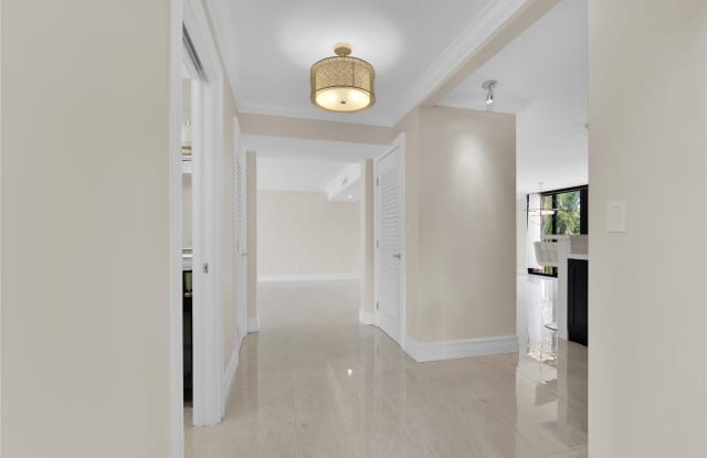 250 E Royal Palm Road photos photos