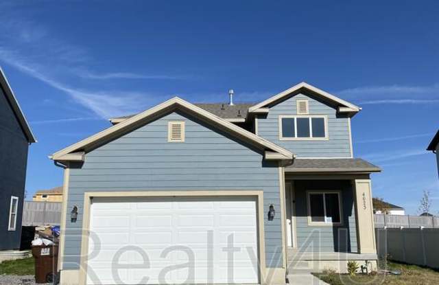 4623 Flower Point Gallery 1