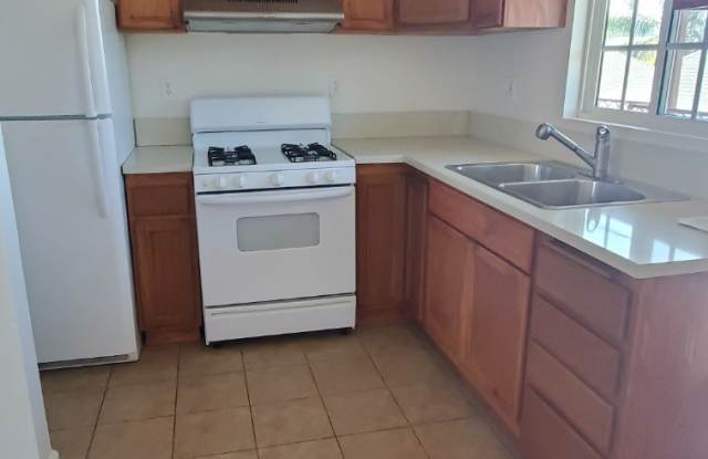 6107 1/2 Piedmont Avenue photos photos