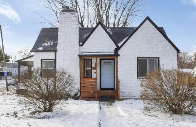 1529 East Whittier Street photos photos