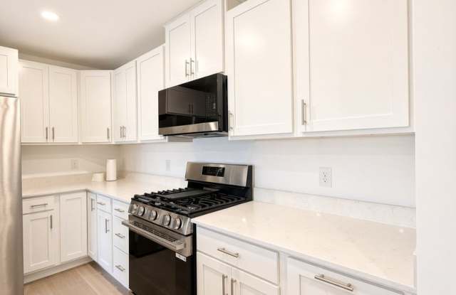Brand New Construction 3Bed 2.5Bath Townhome in Woodbury! Gallery 4