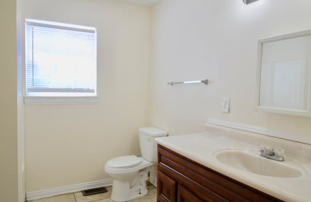 240 Wiley St - 240 Wiley Street, Nashville, TN 37115