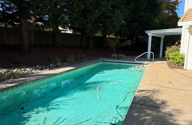 Not your ordinary rental! Pool! Kitchen aid appliances! Desirable school district! 3 Bedroom plus office! Gallery 4